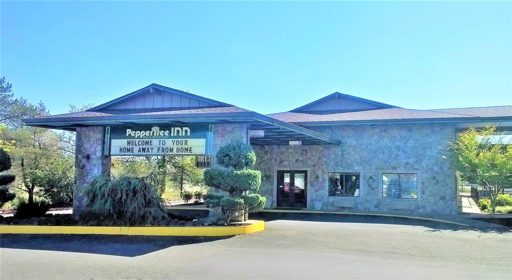 Pepper Tree Inn Beaverton Exterior foto