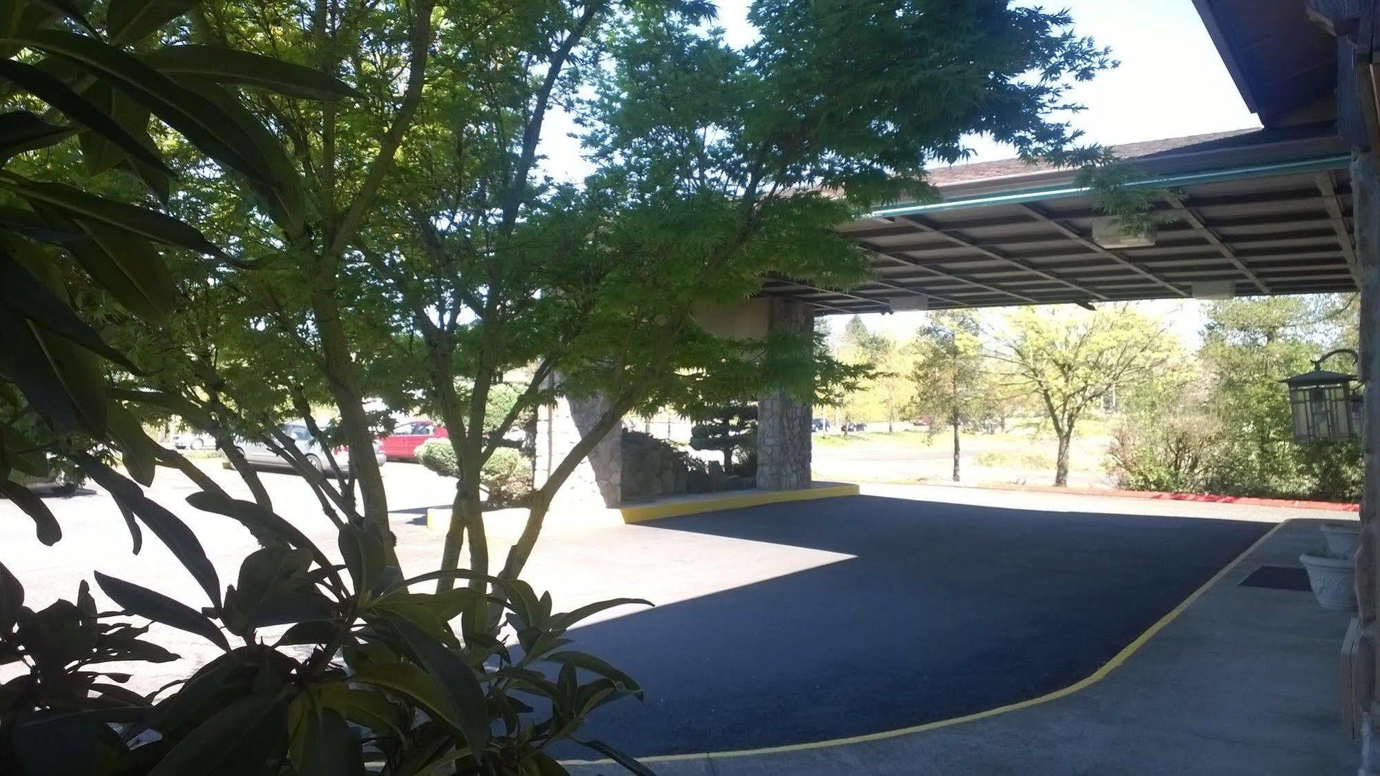 Pepper Tree Inn Beaverton Exterior foto